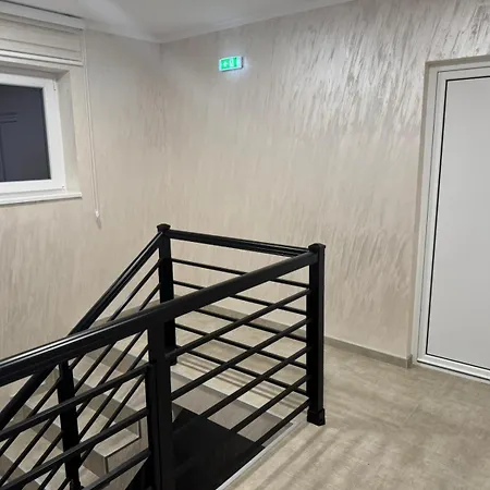 Luna, Borsko Jezero *