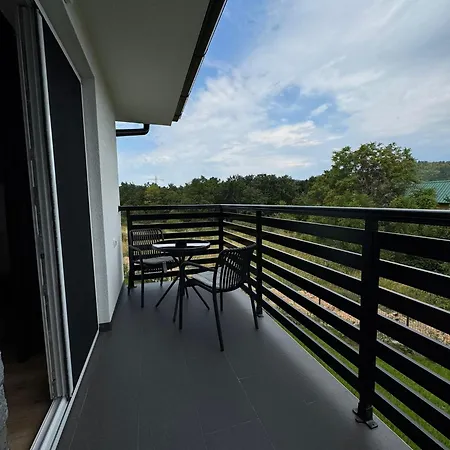 Luna, Borsko Jezero * Bor