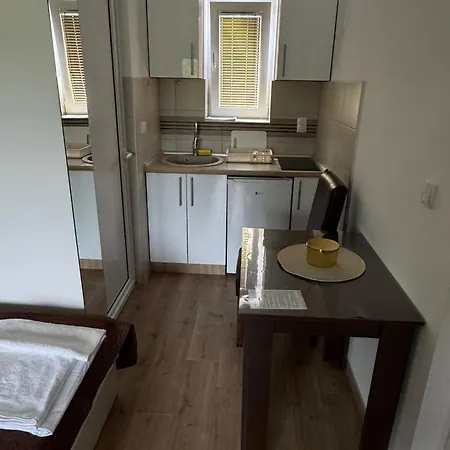 Apartment Luna, Borsko Jezero Bor