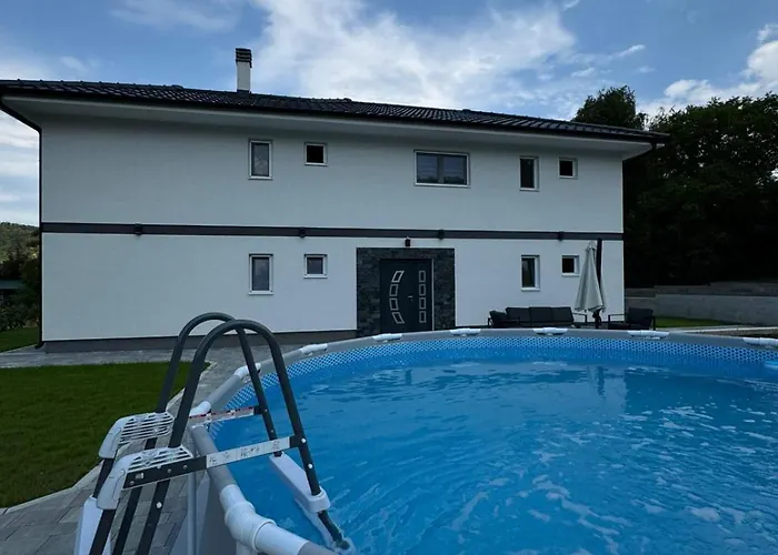 Luna, Borsko Jezero 博尔